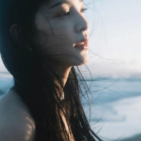 赤真实贵妇